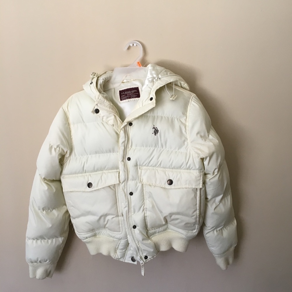 White Puffer Coat